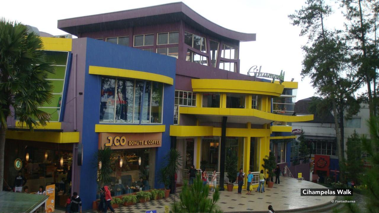 Doublet Guest House Bandung Exterior foto